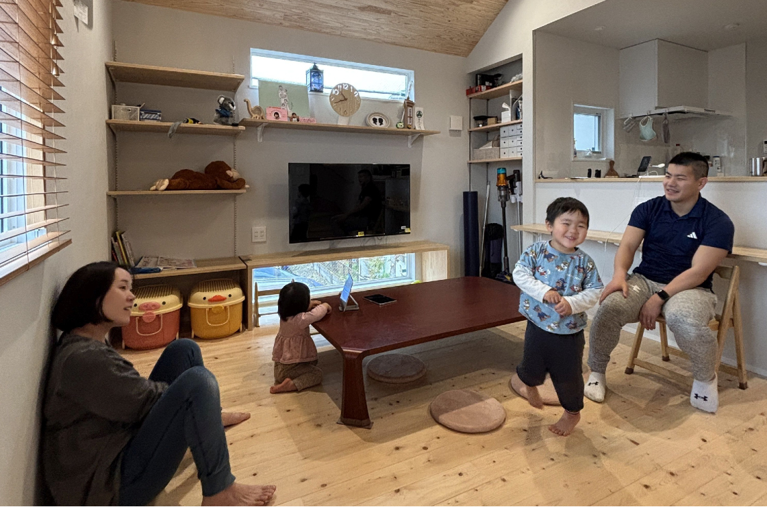 購入した家具はちゃぶ台だけ。それ以外はすべて造作